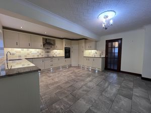 Photo 18- click for photo gallery